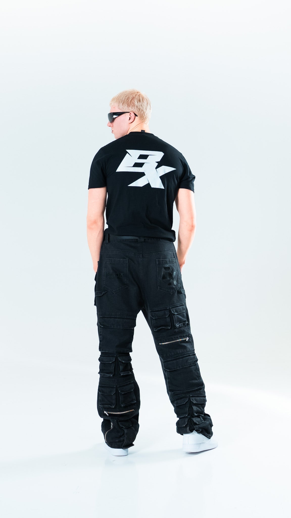 Botox Magazine multipocket cargo jeans showing multiple front and side pockets, casual fit, and rugged denim fabric.